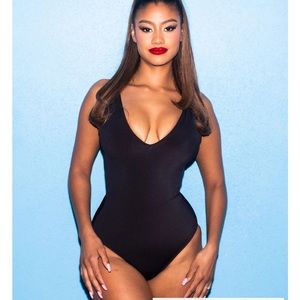 TA3 Plungey Deep V Sculpting Swimsuit